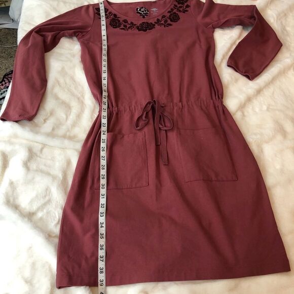 Acacia Long Sleeve Dress Drawstring elastic waist Pockets Floral Accents - Picture 7 of 11